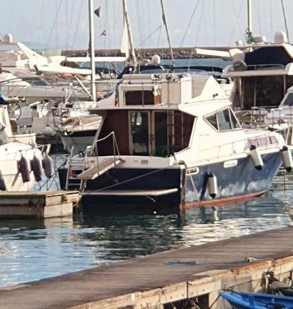 Salerno Yacht Hotel Екстериор снимка