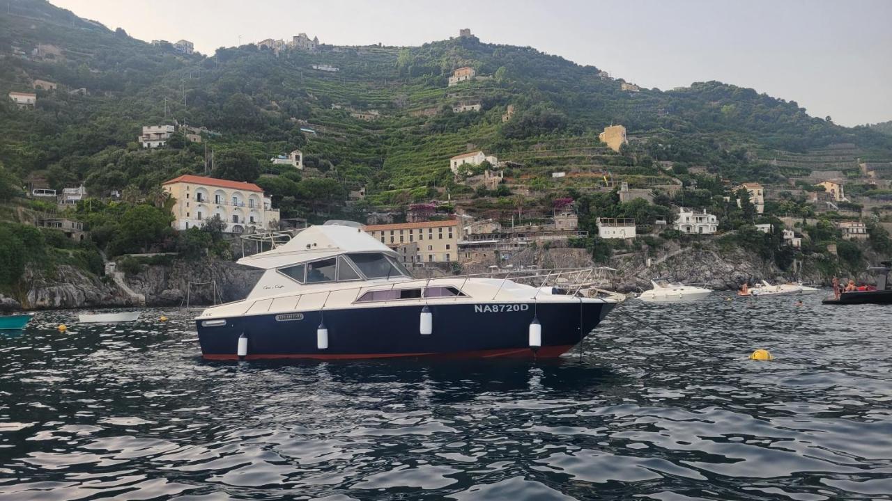 Salerno Yacht Hotel Екстериор снимка