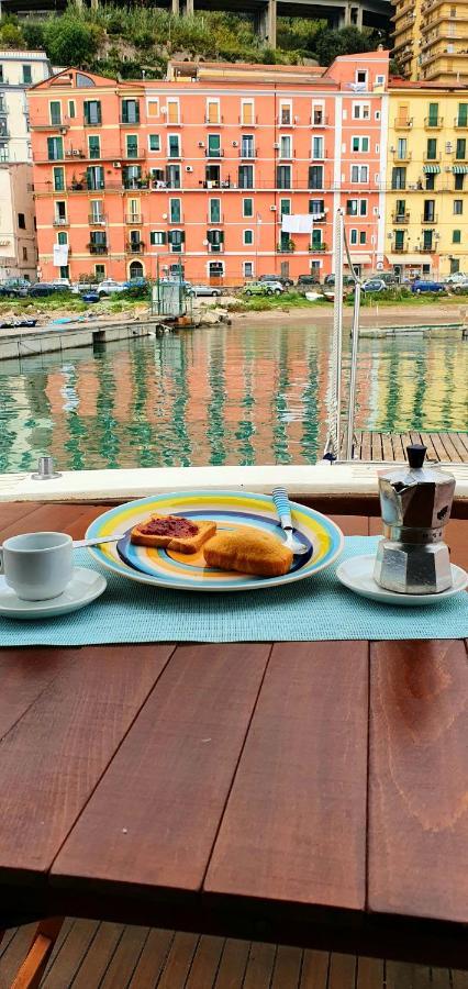 Salerno Yacht Hotel Екстериор снимка